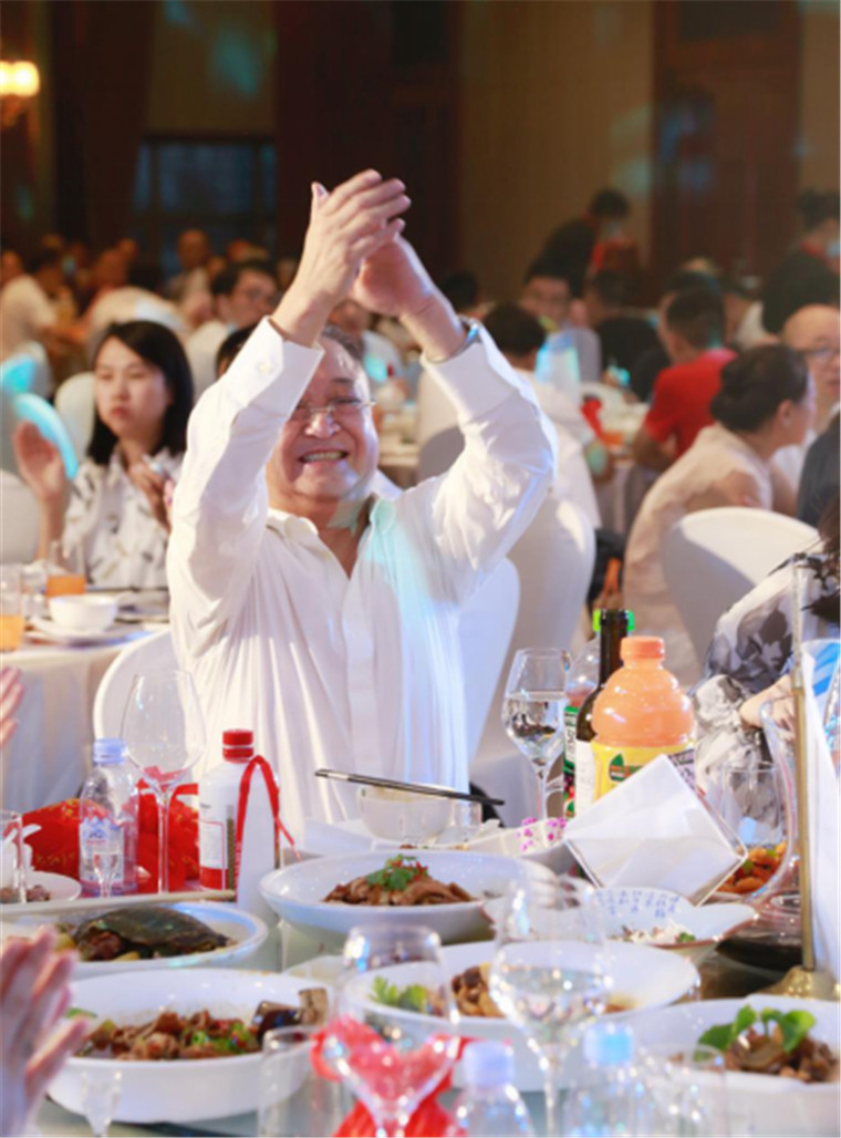 “时间献礼,梦想赋能”夏主席生日晚宴(终审稿)(1)1771.jpg