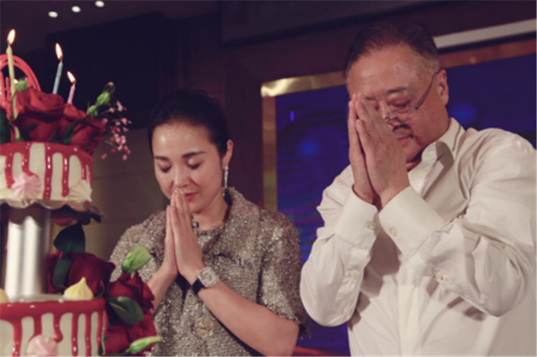 “时间献礼,梦想赋能”夏主席生日晚宴(终审稿)(1)1490.jpg